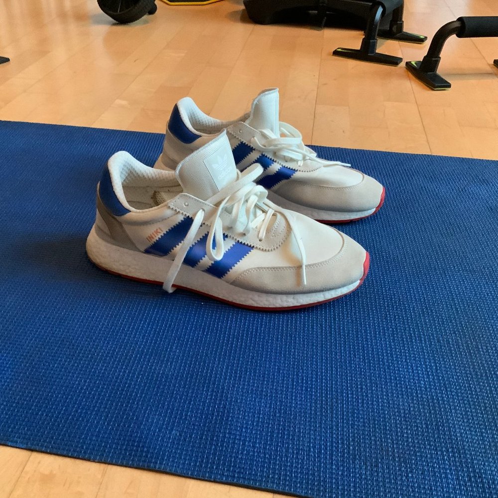 ADIDAS INIKI